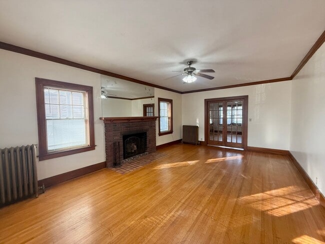 Building Photo - 1424 F St