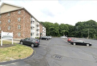 Building Photo - 71 Edgeworth St