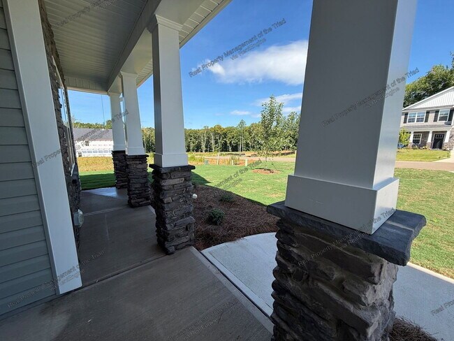 Building Photo - 122 Longleaf Ct