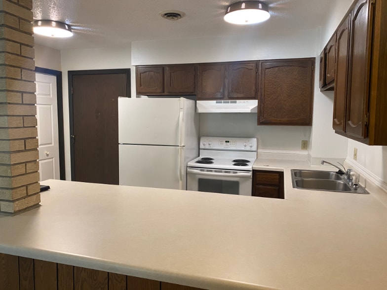 Building Photo - 3504 11th Ave N