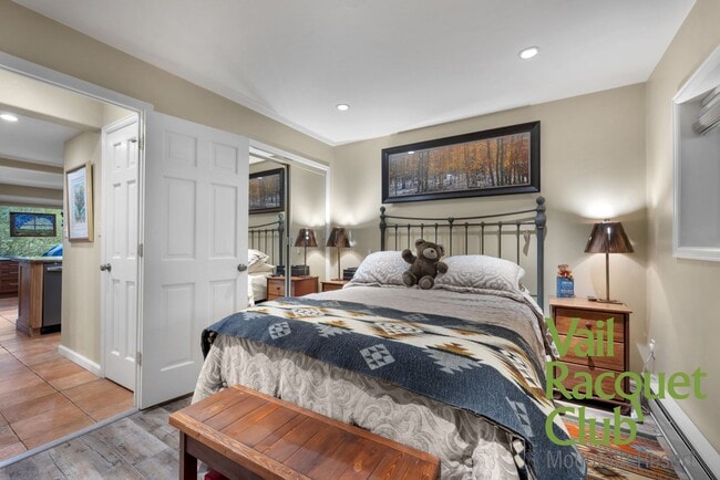 Building Photo - 4600 Vail Racquet Club Dr