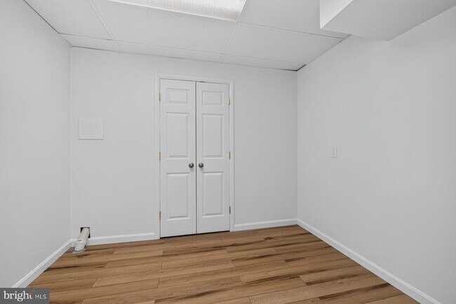 Building Photo - 4009 Shallow Brook Ln