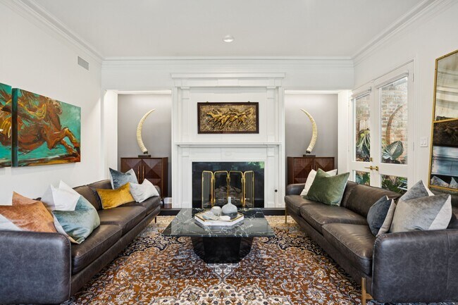 Building Photo - 4964 Post Oak Timber Dr