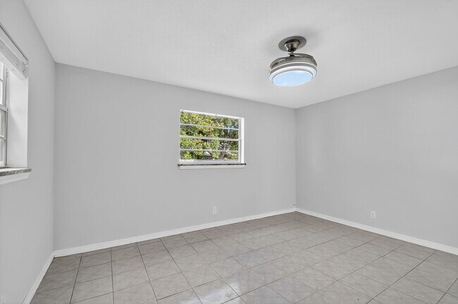 Building Photo - 216 Ocean Breeze