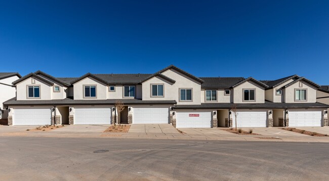 Building Photo - New Townhome in Long Valley Community