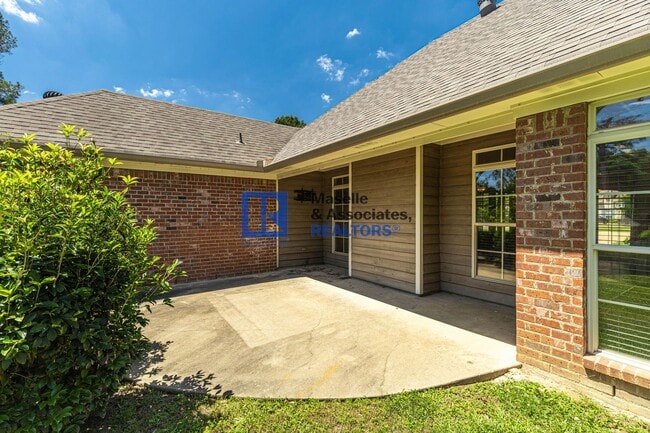 Building Photo - 4 Bed/3 Bath home Ashbrooke Subdivision Madison MS