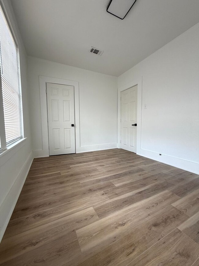 Building Photo - Midtown Little Rock – 3 Bed / 2 Bath – $1,775 Monthly