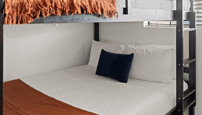 Building Photo - 11264 N 128th Pl