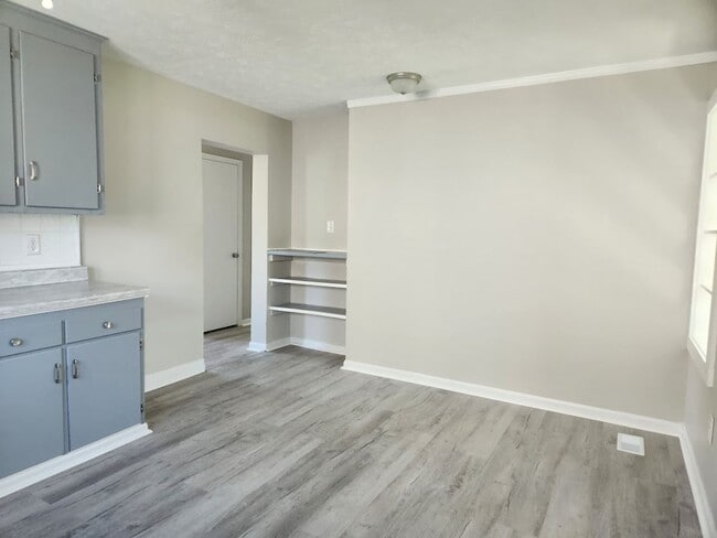 Building Photo - Now Ready!