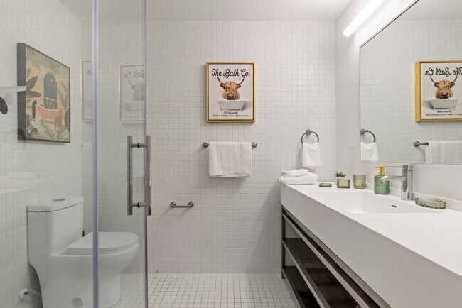 Building Photo - 12607 Larchmere Blvd