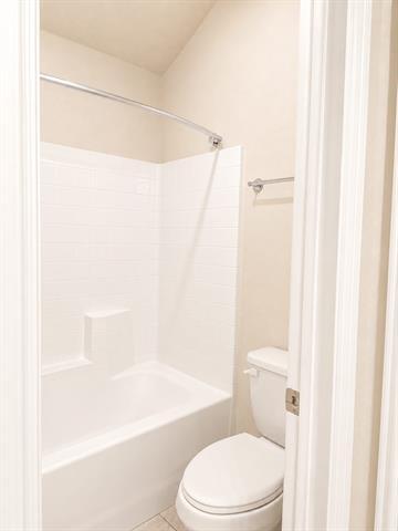 Building Photo - 1124 Rountree Ct