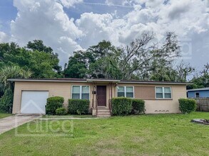 Building Photo - 2845 Holly Point Dr
