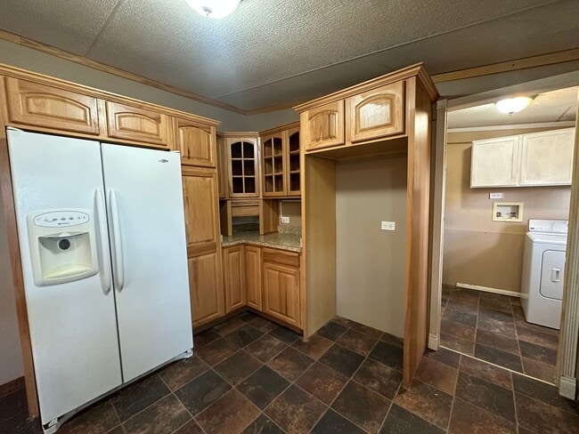 Building Photo - 3 Bedroom 2 Bathroom Double-Wide for Rent ...