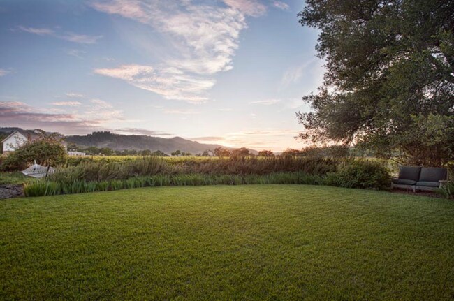 Building Photo - 430 Pratt Ave