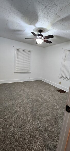 Building Photo - 3300 Orleans Ave