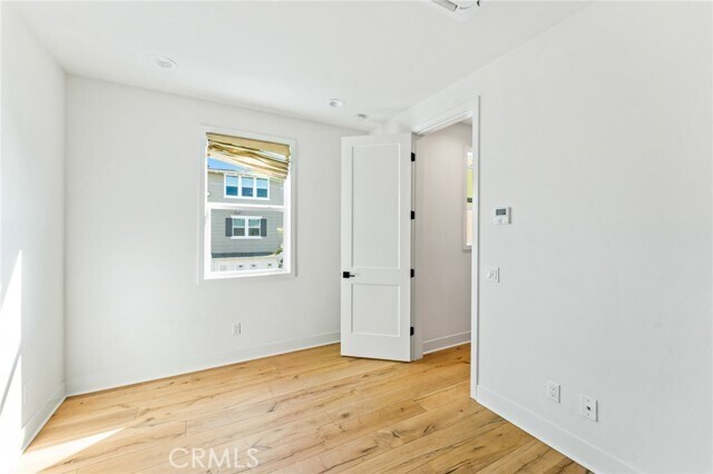 Building Photo - 2116 Cresta Dr