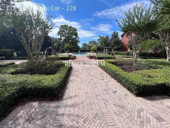 Building Photo - 132 Vista Verdi Cir