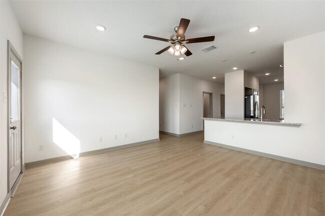 Building Photo - 270 Boatright Blvd