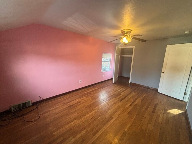 Building Photo - New Year, New Home, $500 Off! Want to stop renting and finally own your own home? Now you CAN — w...