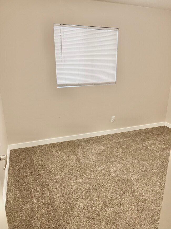 Building Photo - 1523 Walnut St