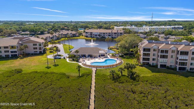 Building Photo - 6165 S Mirror Lake Dr