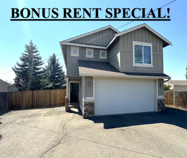 Primary Photo - BONUS RENT SPECIAL! Spacious 4 Bed, 2.5 Ba...