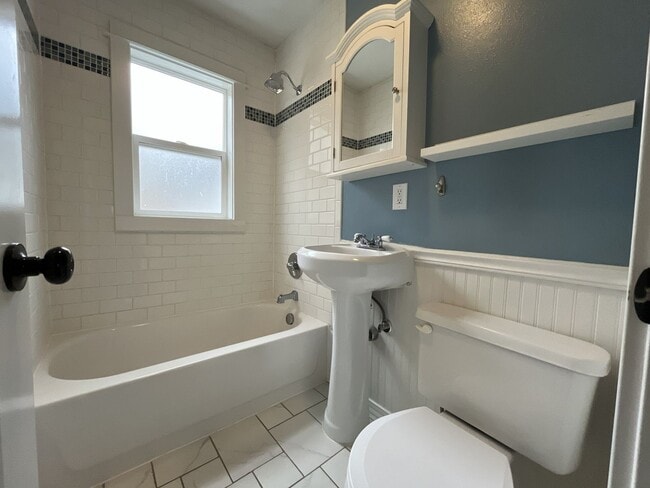 Building Photo - 8001 N Woolsey Ave