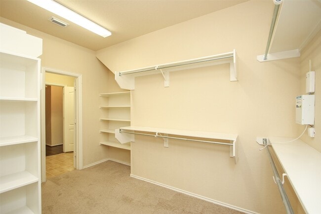 Building Photo - 23118 Century Plant Dr