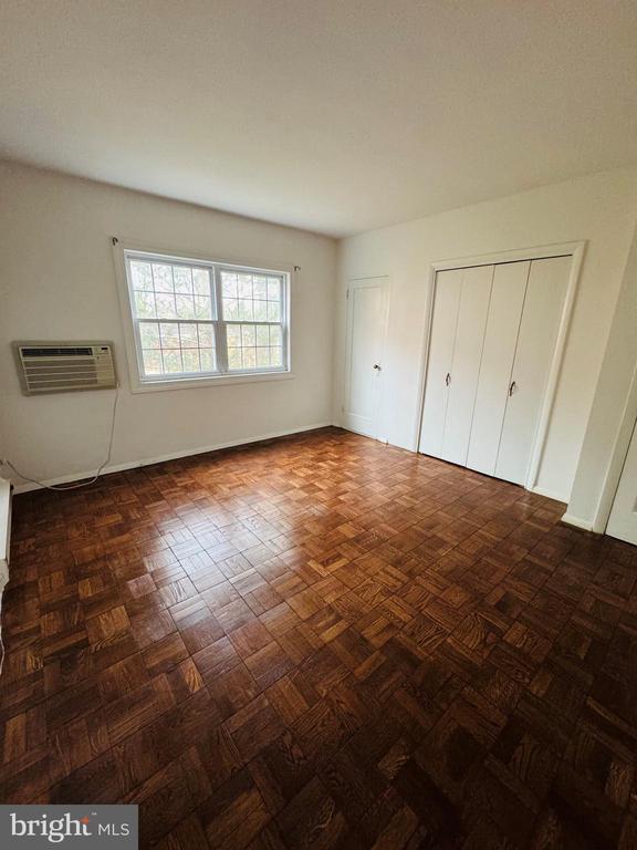 Building Photo - 3117 Martha Custis Dr