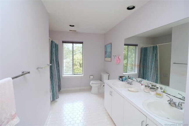 Building Photo - 511 Scofieldtown Rd