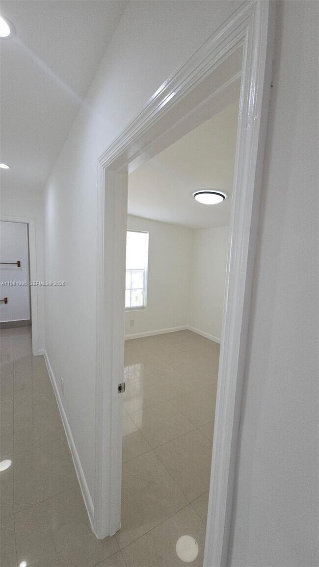 Building Photo - 6761 SW 13th Terrace