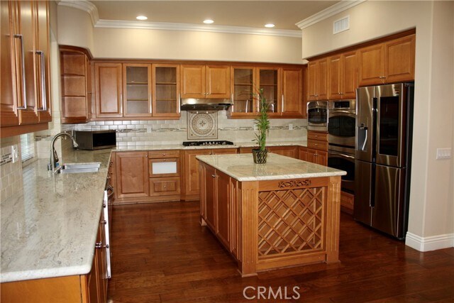 Building Photo - 42 Clear Creek