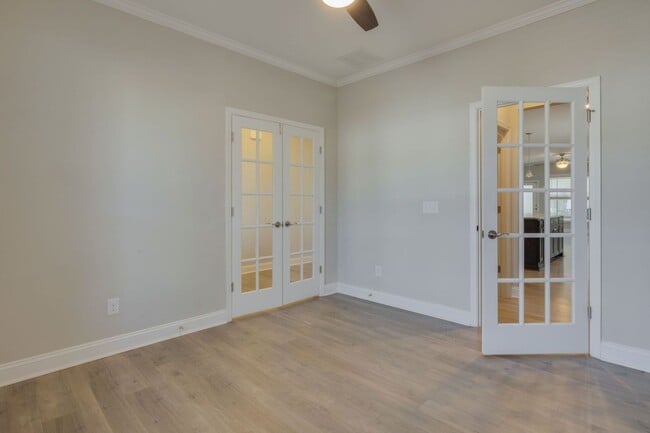 Building Photo - Spacious 3 Bed 2 Bath -The Landings At New Riverside