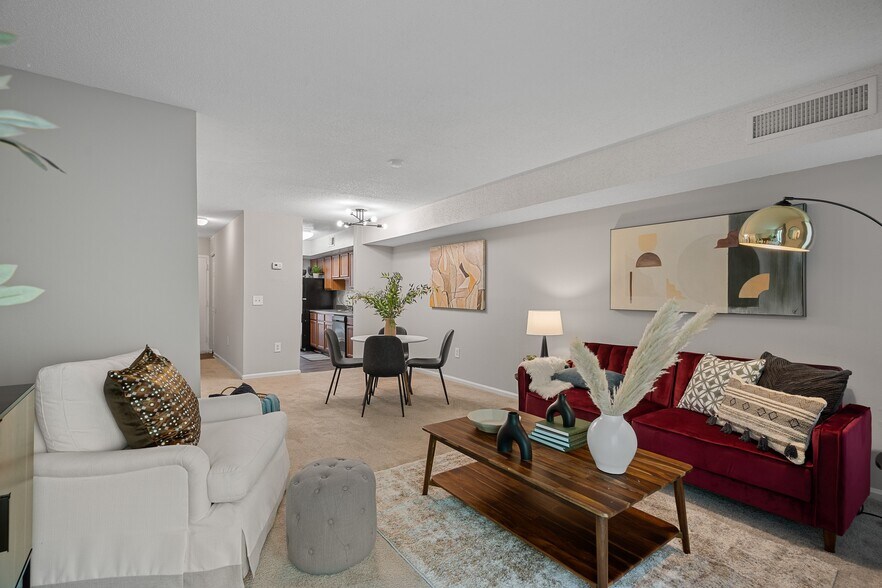 Park Place 2 Hiltin Pl Greensboro NC 27409 Apartment Finder