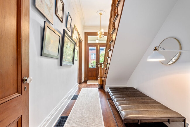 Building Photo - 2234 NW Johnson St