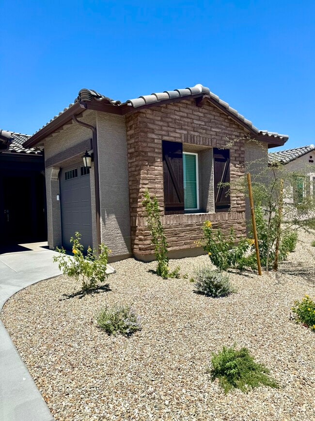 Building Photo - 25356 N 150th Ln