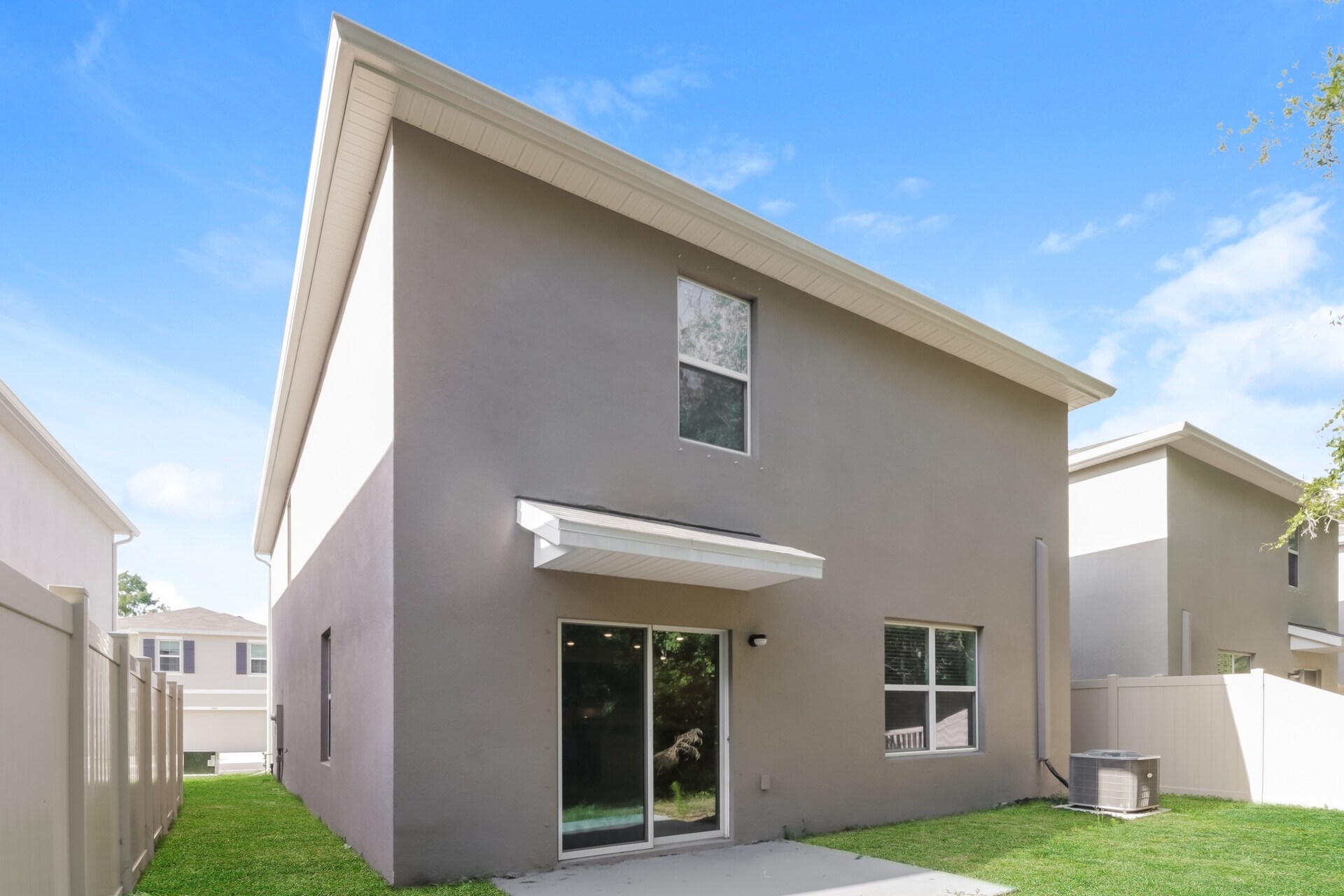 Building Photo - 7561 Cypress Walk Dr