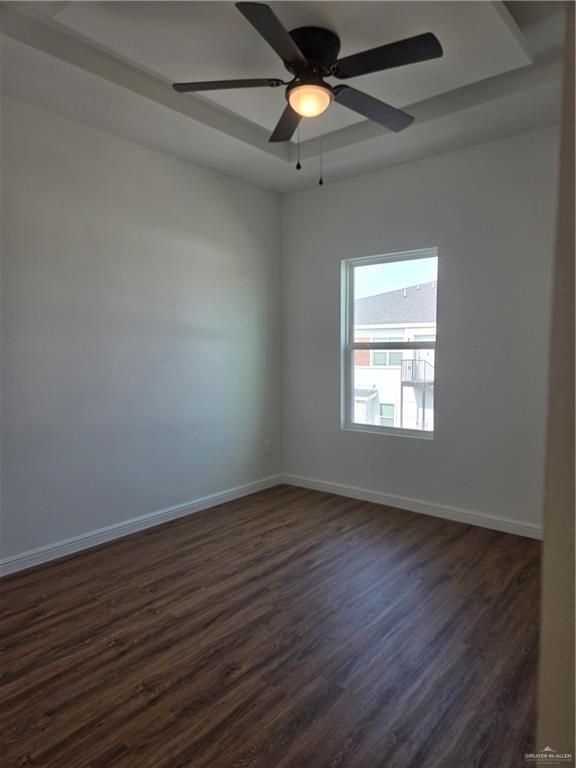 Building Photo - 901 E Yuma Ave