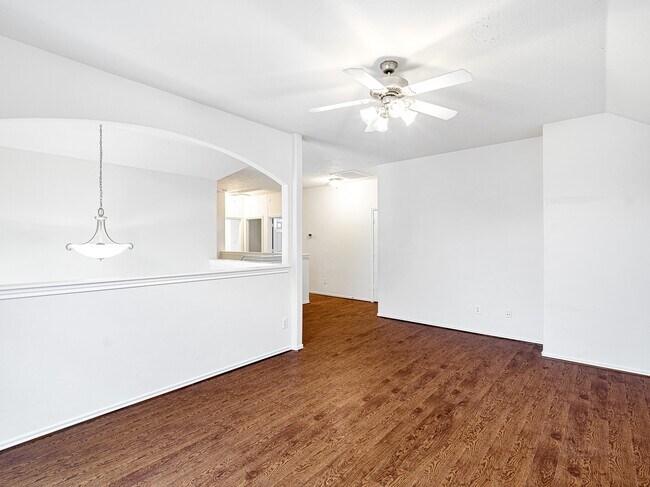 Building Photo - 25819 Sundrop Meadows Ln