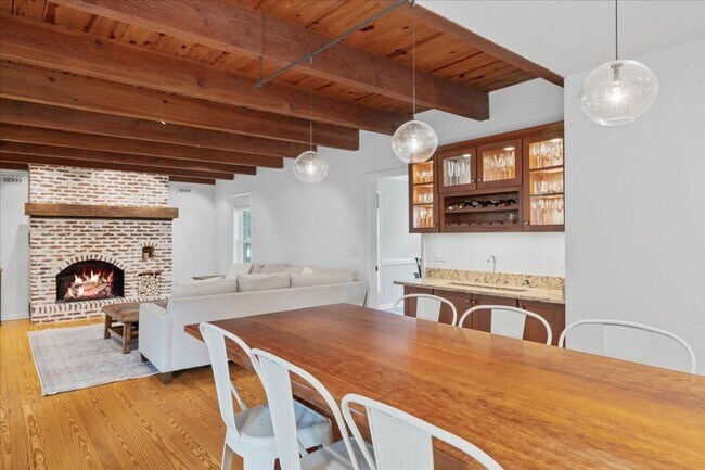 Building Photo - Spacious Home with Fenced Yard Exclusive A...