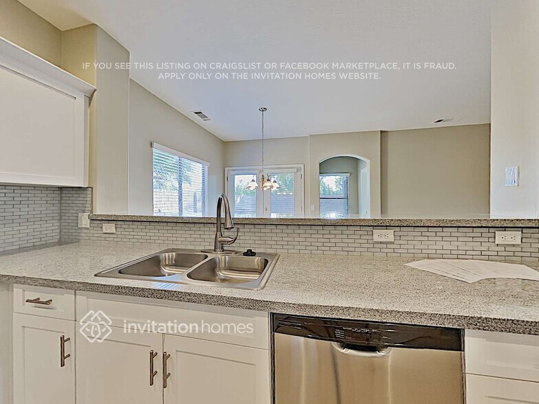 Building Photo - 12902 W Scotts Dr