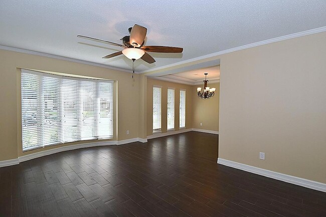 Building Photo - 2410 Del Norte St
