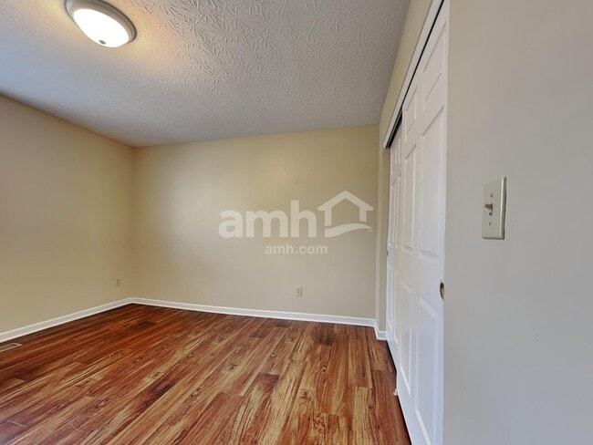 Building Photo - 45 Saddle Creek Ln