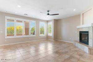 Building Photo - 13450 E Vía Linda