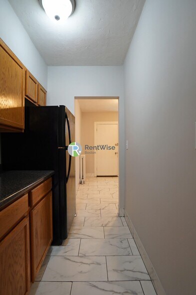 Building Photo - 146 Chiswick Rd