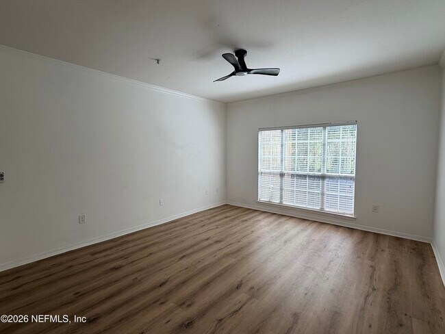 Building Photo - 7800 Point Meadows Dr
