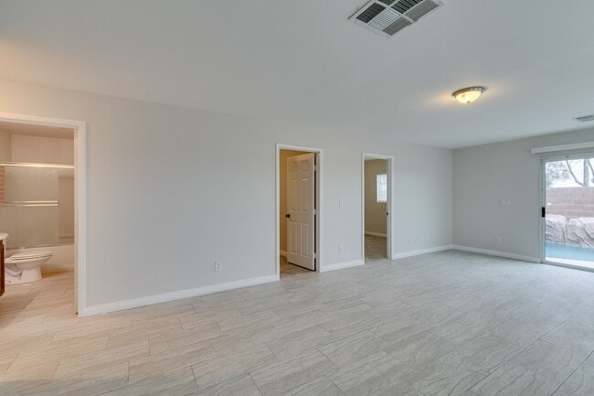 Building Photo - Beautiful Split-Level Home on Corner Lot with Pool and Spa!