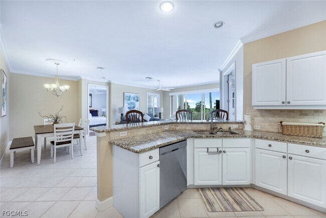 Building Photo - 9121 Southmont Cove