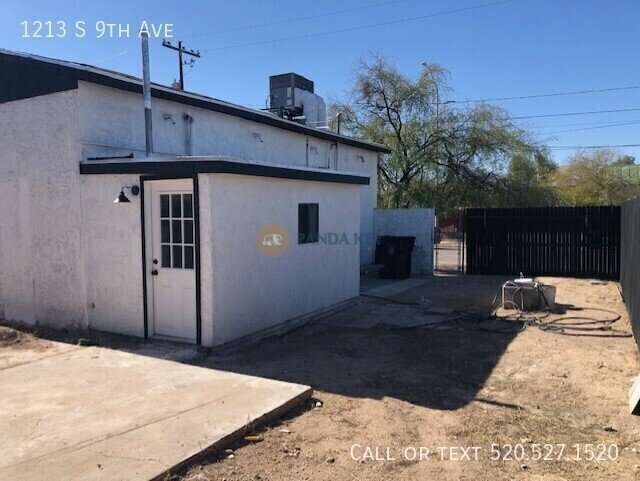 Building Photo - 1213 S 9th Ave