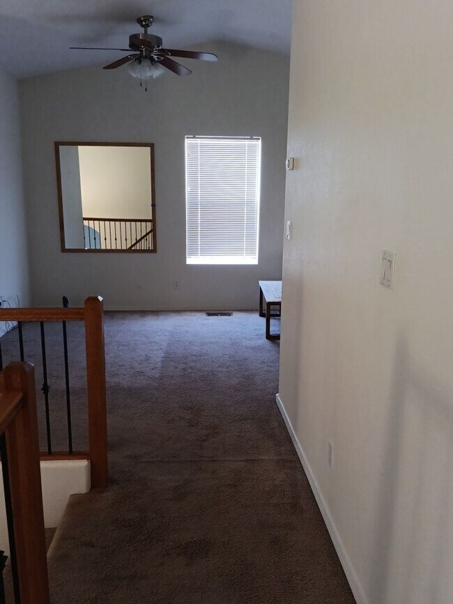 Building Photo - 3 Bedroom, 3 Bathroom Home! Schedule a Showing Today!